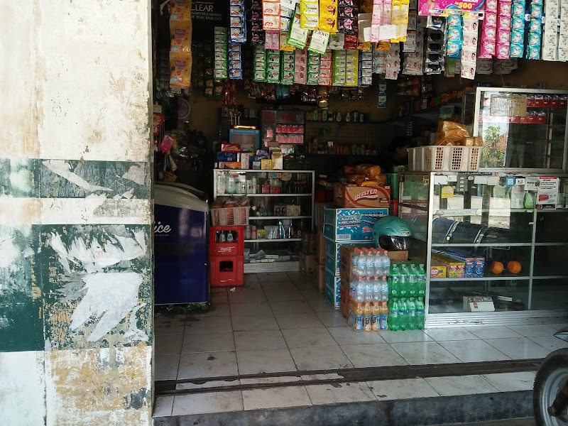 Toko Jawa: Tempat Belanja Favorit Warga Cilacap